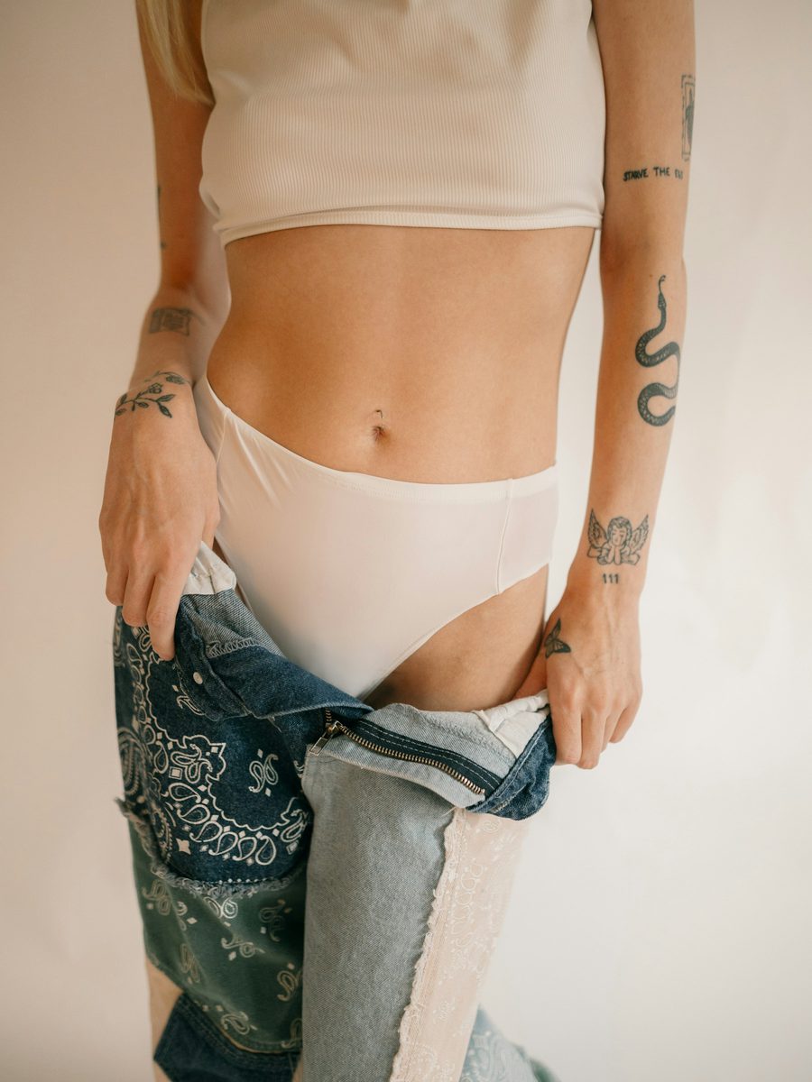 Seamless High-Cut Brief